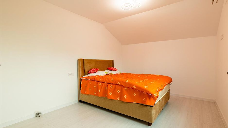 Vila in cartier rezidential, oportunitate personalizare interioare,Halchiu - Poză 35