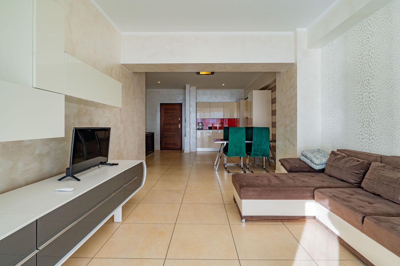 3 camere | 95 mp + terasă 20 mp | Vedere frontală lac | Mamaia-Cazino - Poză 5