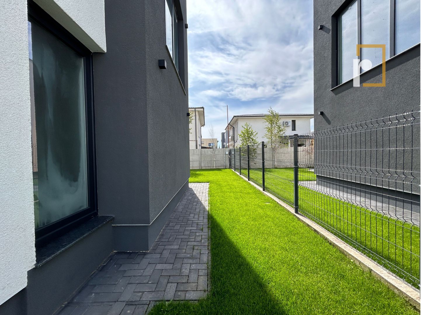Vila individuala 4 camere | Tunari - Poză 9