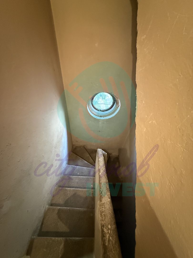 Proprietate rara pe o strada boema - Poză 14