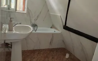 Vila 10 camere,pretabil compartimentare in 2 unitati separate,ASTRA. - Poză 17