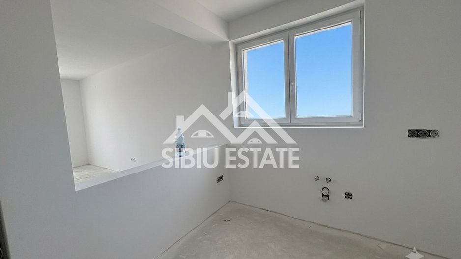 Apartament 2 camere, 54 mp + balcon 6 mp,la 10 min de centrul Sibiului - Poză 3