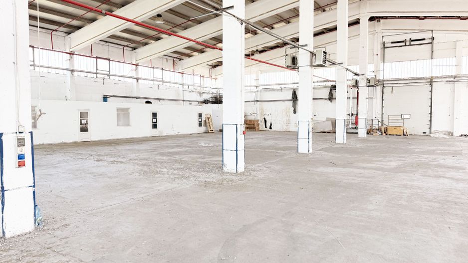 Hala industriala de inchiriat în Arad – 1.354 mp, acces TIR - Poză 2