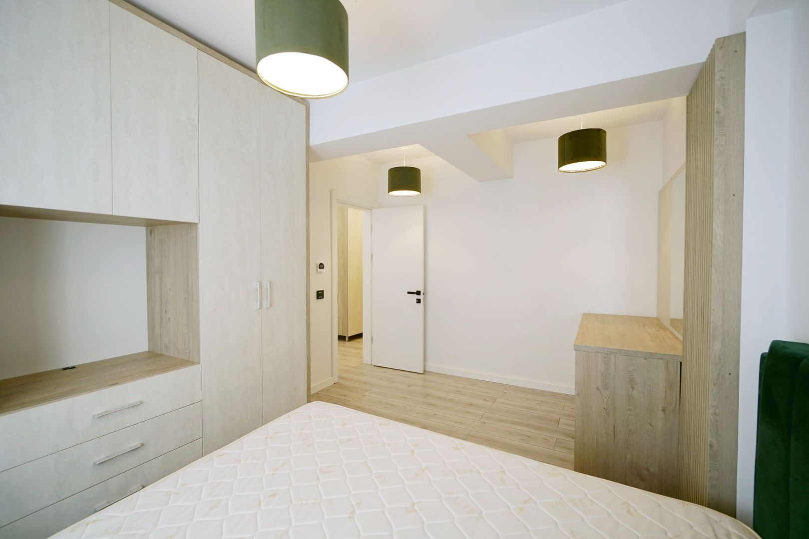 Ap. 2 camere mobilat , utilat Sos. Gh. Ionescu Sisesti - Poză 10