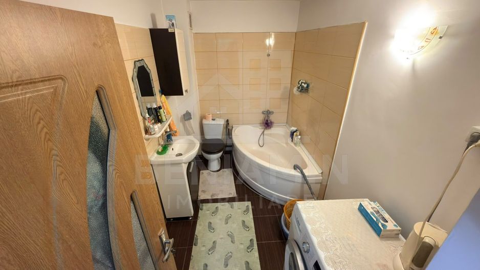 De vanzare casa tip duplex Piata Chiriac 222mp - Poză 9