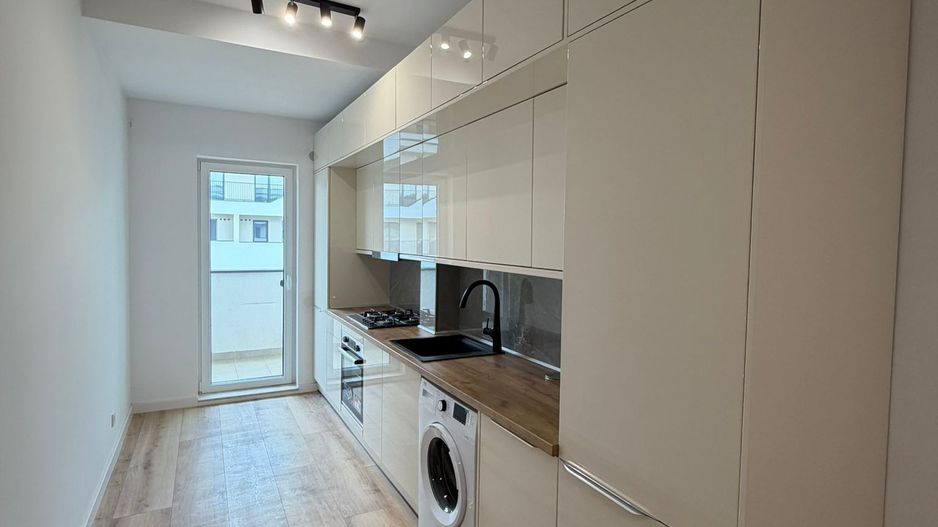 Apartament 3 camere,  parțial mobilat. Zona Eroilor Florești - Poză 2
