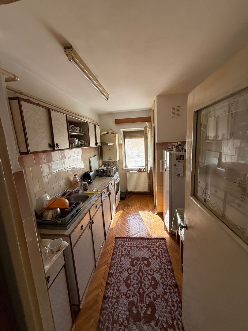 BRASADAS vinde ap 3 cam etaj 2/4 in Micro 17. - Poză 3