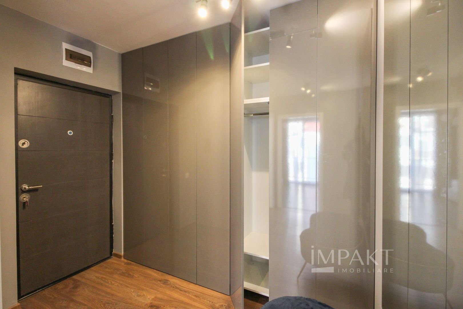 Apartament 2 camere ultrafinisat Buna Ziua! - Poză 14