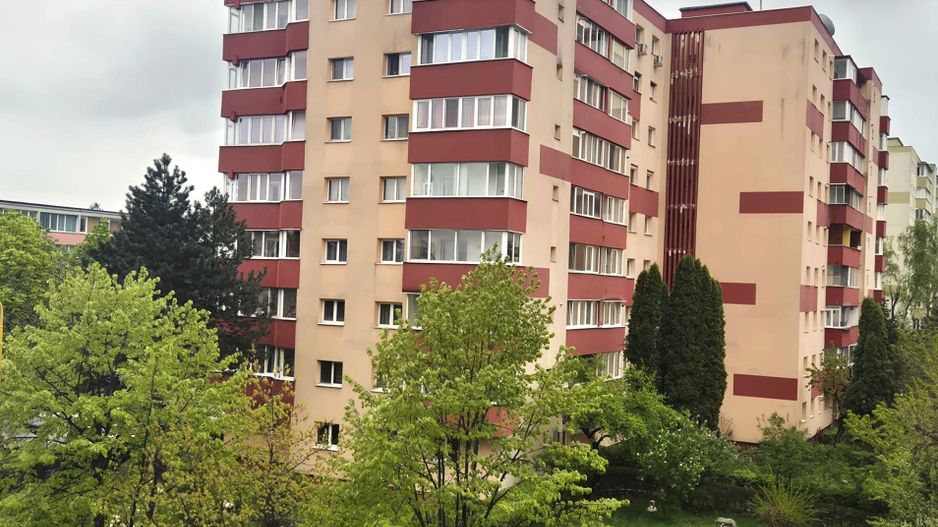 Zona Spitalul Judetean, apartament renovat complet - Poză 1