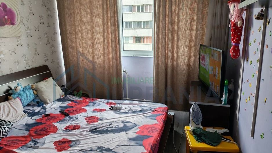 Apartament 2 camere semidecomandat, Podu Roș, 54 mp, etaj 7/10, 95.000 euro - Poză 1