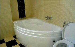 Apartament 4 camere 2 balcoane parcare privata zona Turnisor - Poză 6