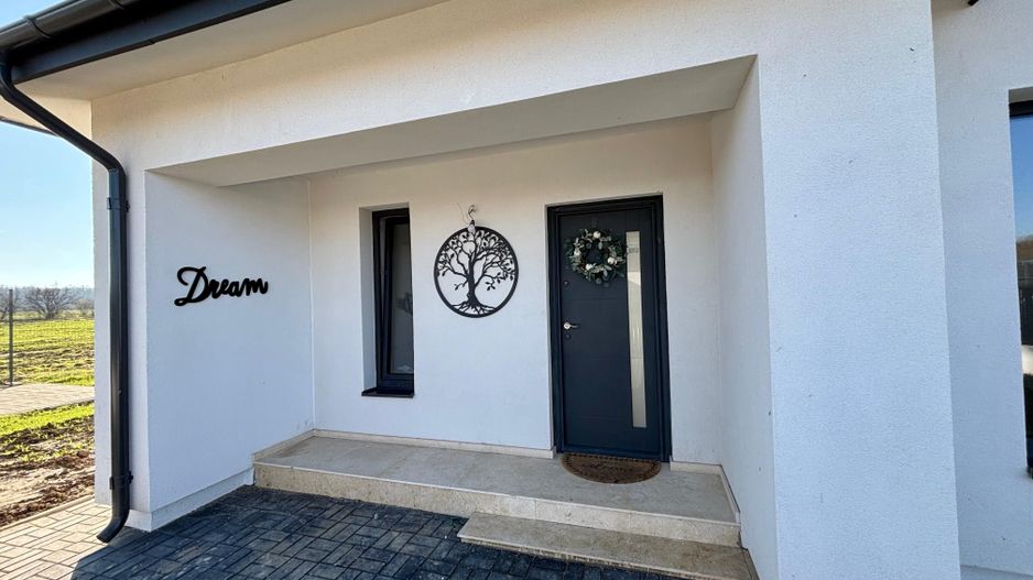 Casa individuala 5 camere, teren 704 mp - 163 mp utili, cel mai mare din zona - Poză 27
