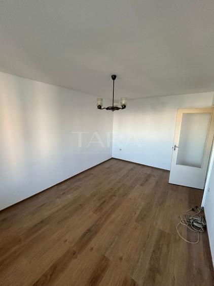 Apartament cu 2 camere decomandate, balcon, Mănăștur. - Poză 2