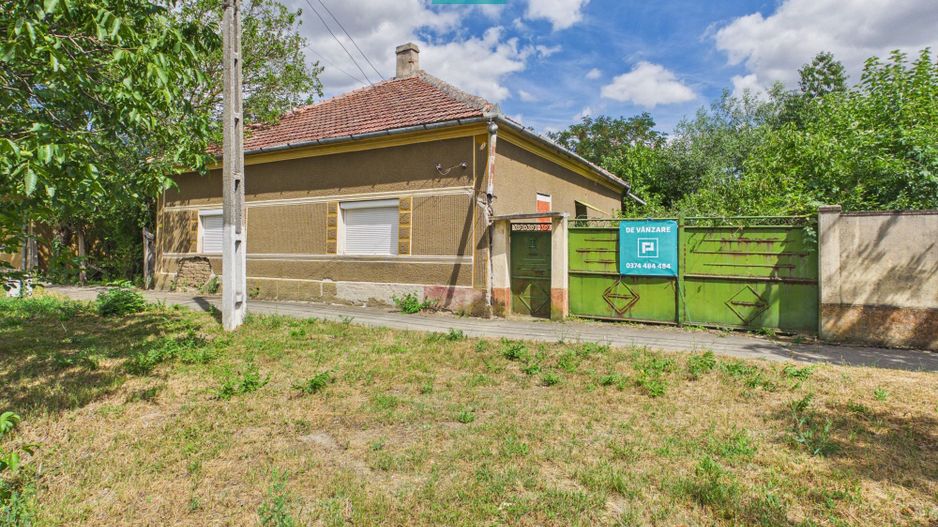 CASĂ ÎN ZERIND PE PRINCIPALĂ CU TEREN DE 1440 MP - Poză 1