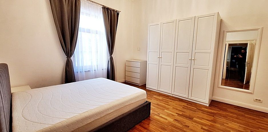 Centrul Vechi, apartament cu două camere mobilat și utilat, 650 Euro - Poză 7