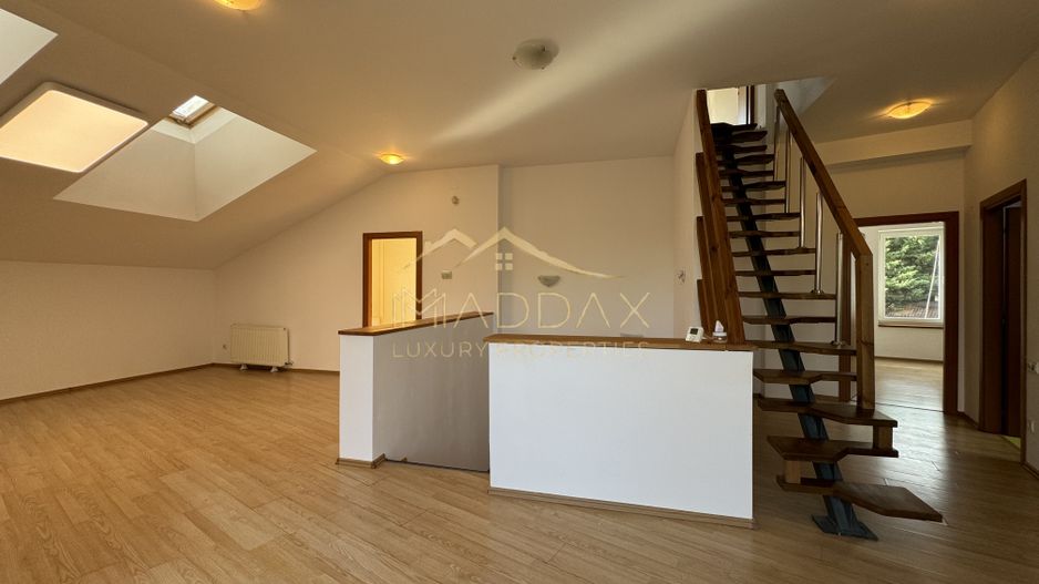Vila Individuala 7 camere*Piscina*Teren 1000 mp / 8 parcari// Erou Iancu Nicolae - Poză 31
