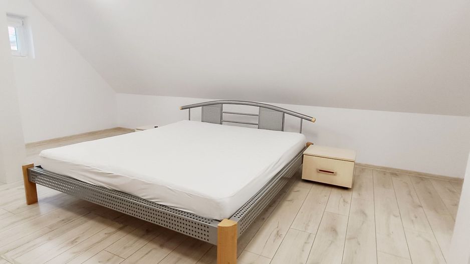 Apartament modern in vila-100mp - Poză 6