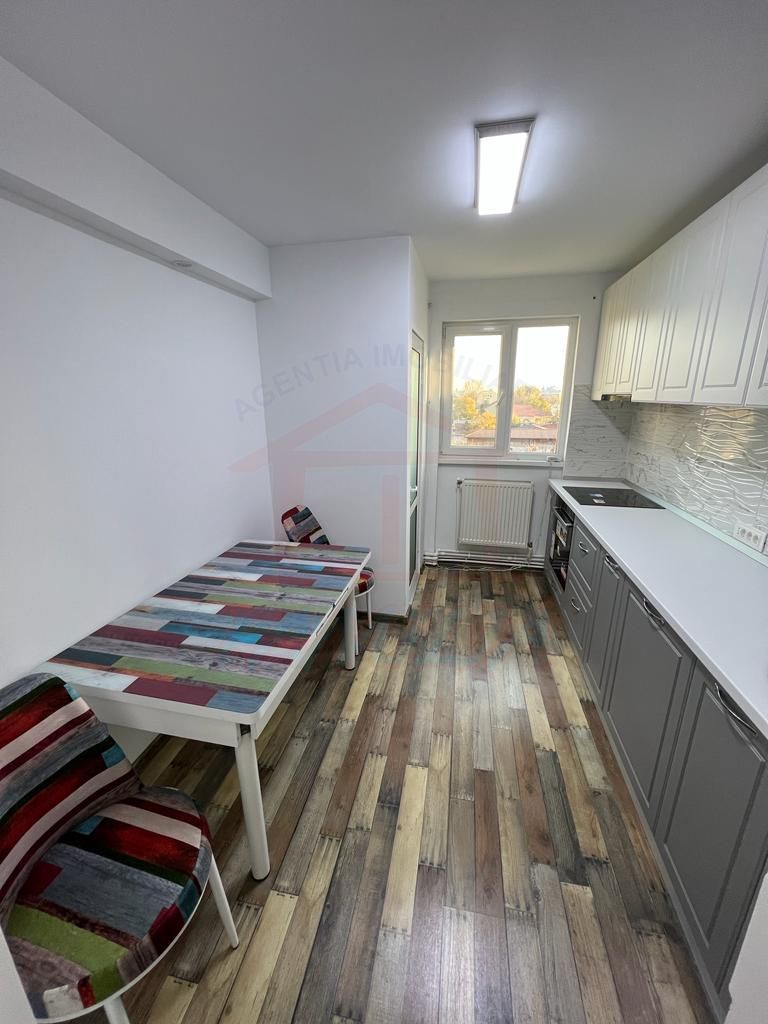 Inchiriem apartament cu 3 camere in centrul orasului, pret 500 euro - Poză 17