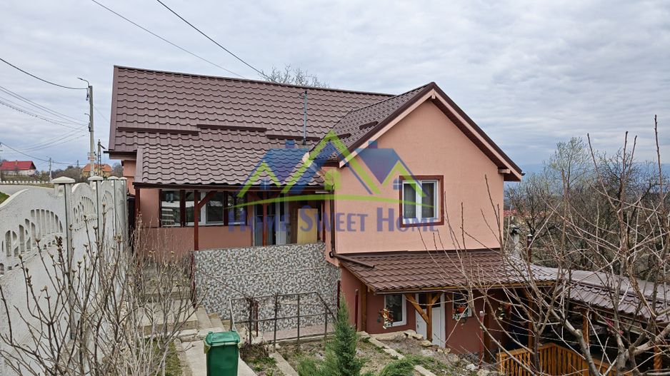 Casa de vanzare in Ghelari – liniste, natura si spatiu generos! Schimb - Poză 1