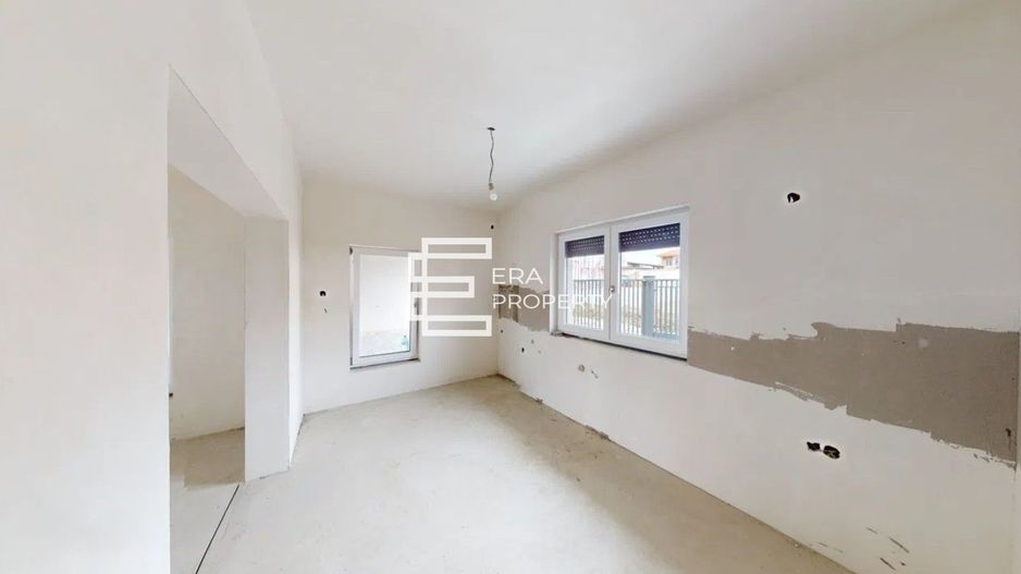 Casă individuală , garaj, teren 450 mp- Selimbar - Poză 4