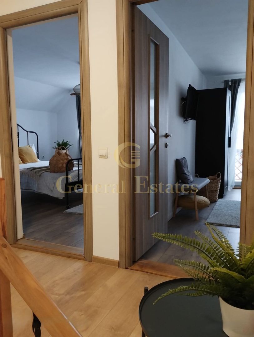 Casă de poveste în Moieciu de Sus - Poză 2