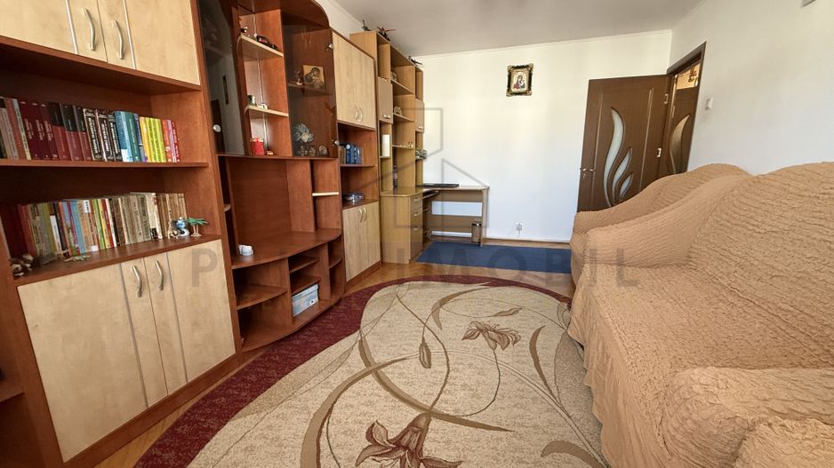 3 Camere Decomandat, Nicolina, Prima Statie, LIDL - Poză 1