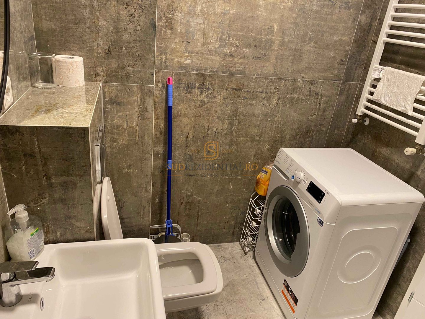 Garsoniera noua, mobilata si utilata, parcare inclusa – Oltenitei - Poză 6