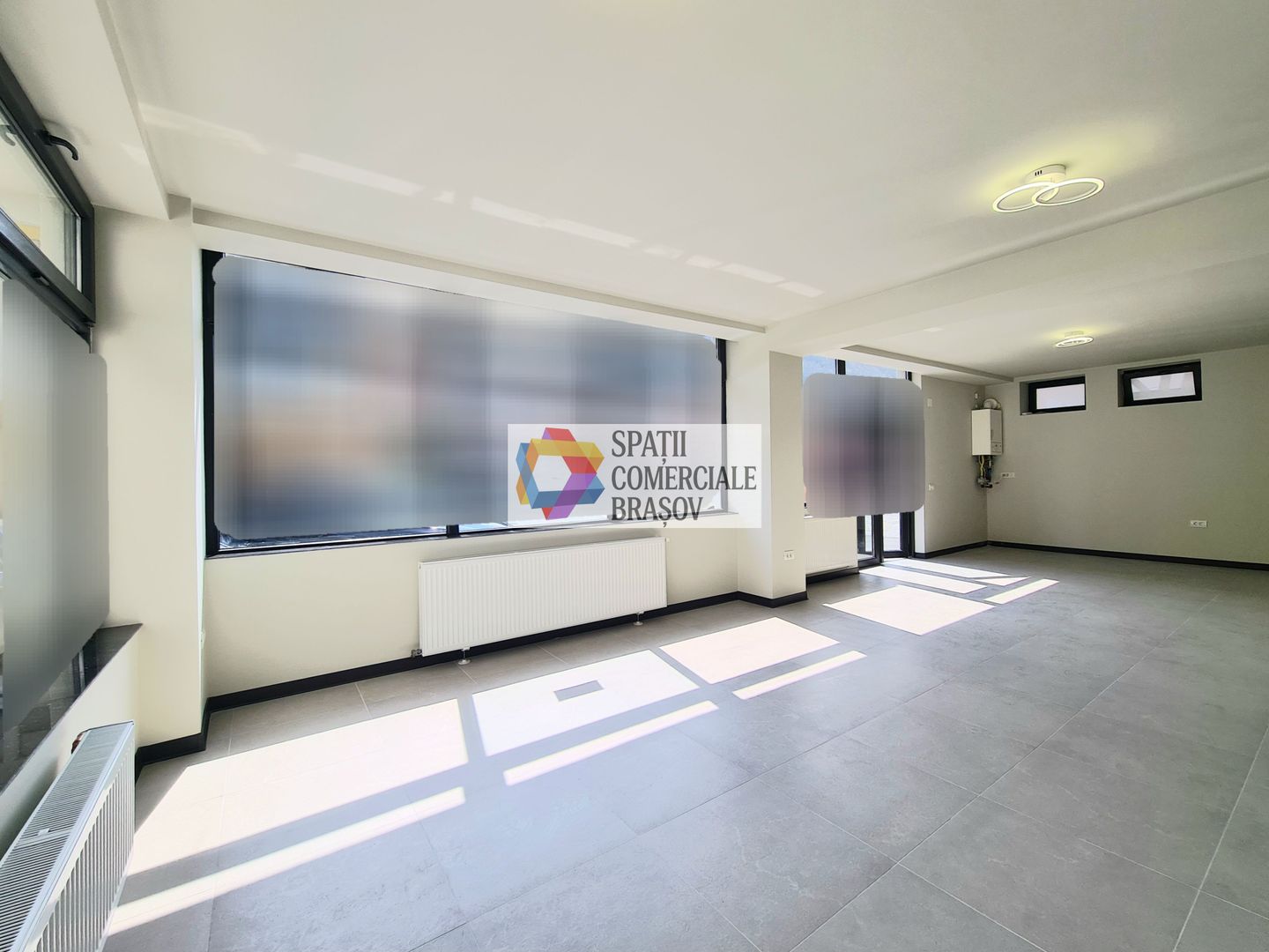 Spatiu comercial de închiriat  Brașov - 70 mp # spatii-comerciale-brasov.ro - Poză 2