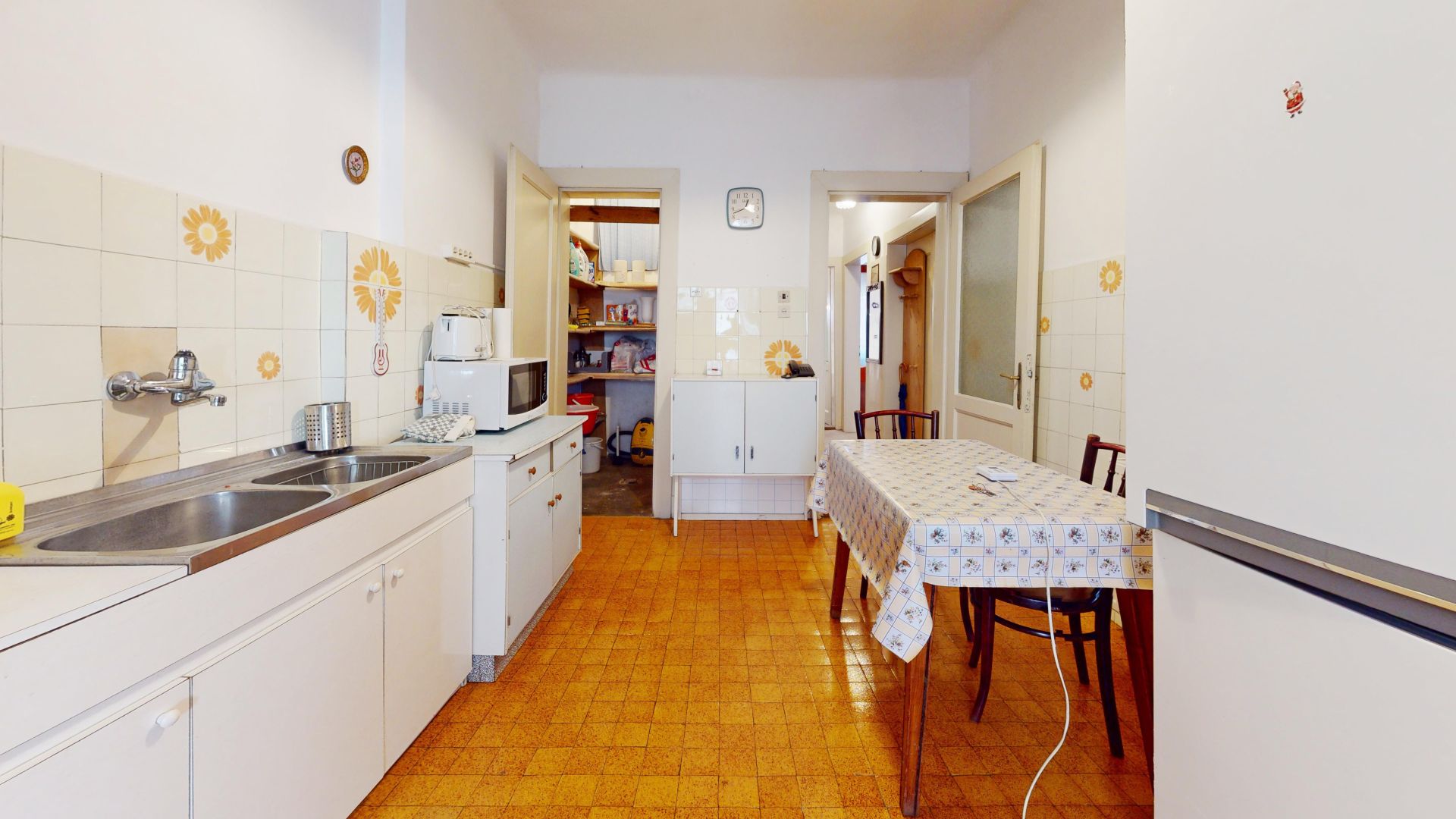 Apartament in casa si garaj in zona spitalul militar-Brasov - Poză 18