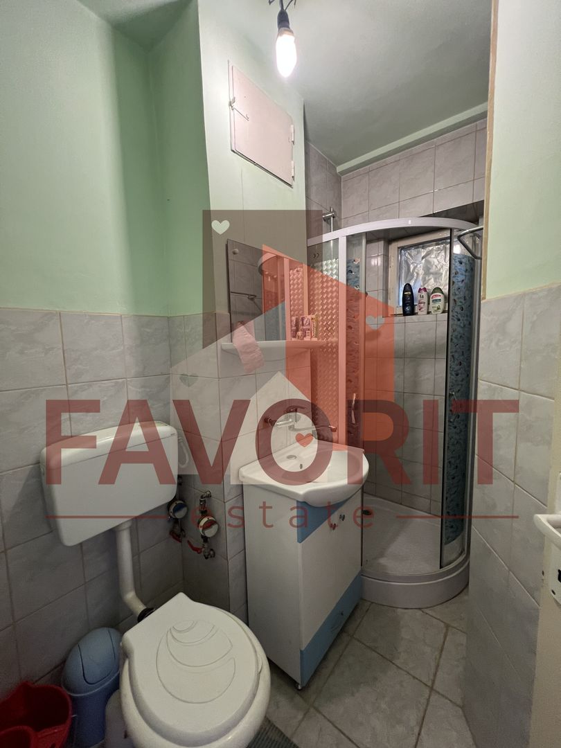 Oportunitate de cumpărare – Apartament 4 camere decomandat, zona Șagului - Poză 10