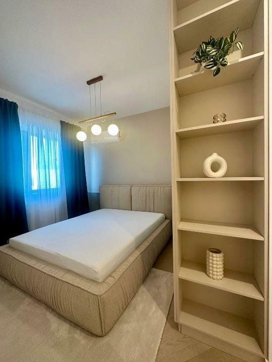 INCHIRIERE DOUA CAMERE PARCARE INCLUSA CORTINA NORTH ZONA PIPERA ROND OMV - Poză 5