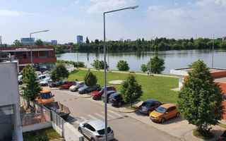 Vila P+2 Cu vedere si deschidere la lac - Poză 5