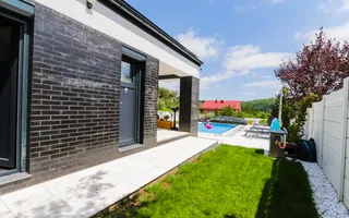 VILĂ MODERNĂ DE LUX CU PISCINĂ, FOTOVOLTAICE ȘI FOIȘOR – BREAZA - Poză 90