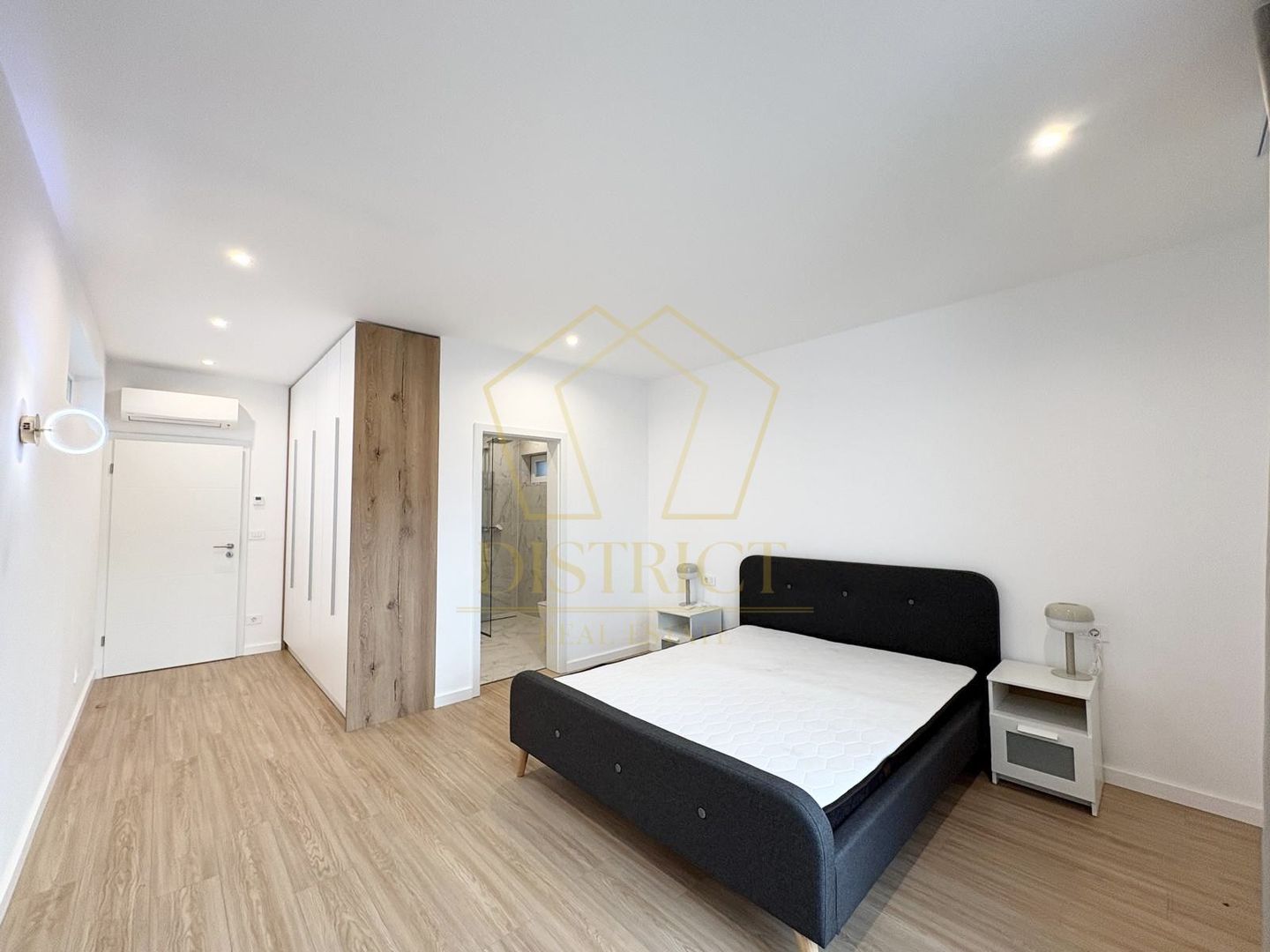 COM 0% | Duplex deosebit cu 4 camere, despărțit prin camera tehnica | Girocului - Poză 8