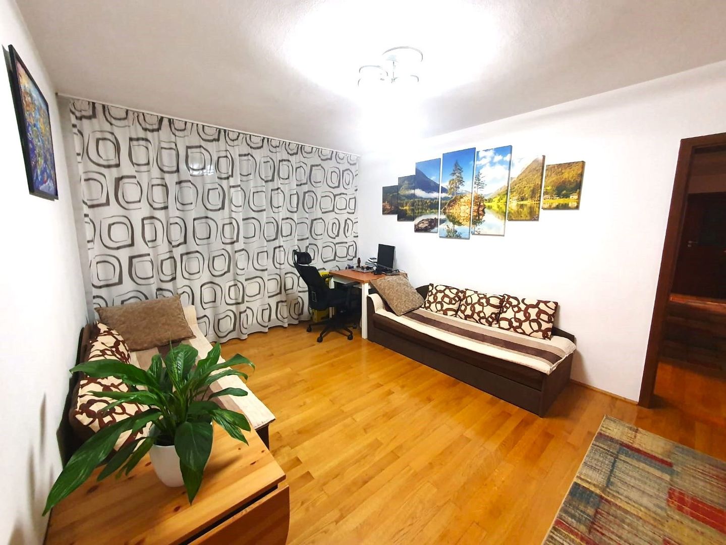 Central, 4 camere, etaj 1, mobilat si utilat - Poză 6