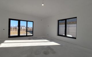 Casa noua, living si 3 dormitoare, de vanzare — Santandrei, Bihor - Poză 6