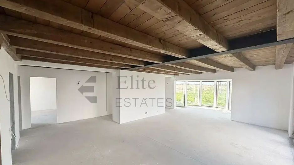 Casa spatioasa 6 camere cu 652 mp teren in Nojorid - Poză 9