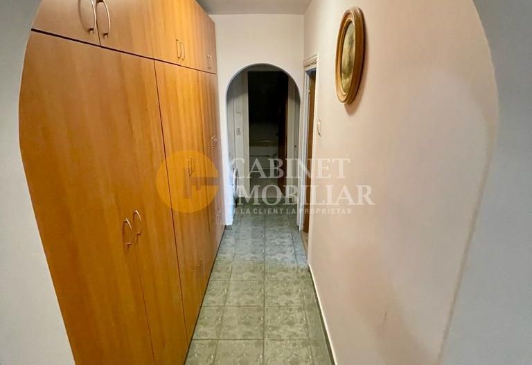 3 Camere Decomandat - Bloc dupa 80 - Etaj Intermediar - Podu Ros - Nicolina - Poză 6