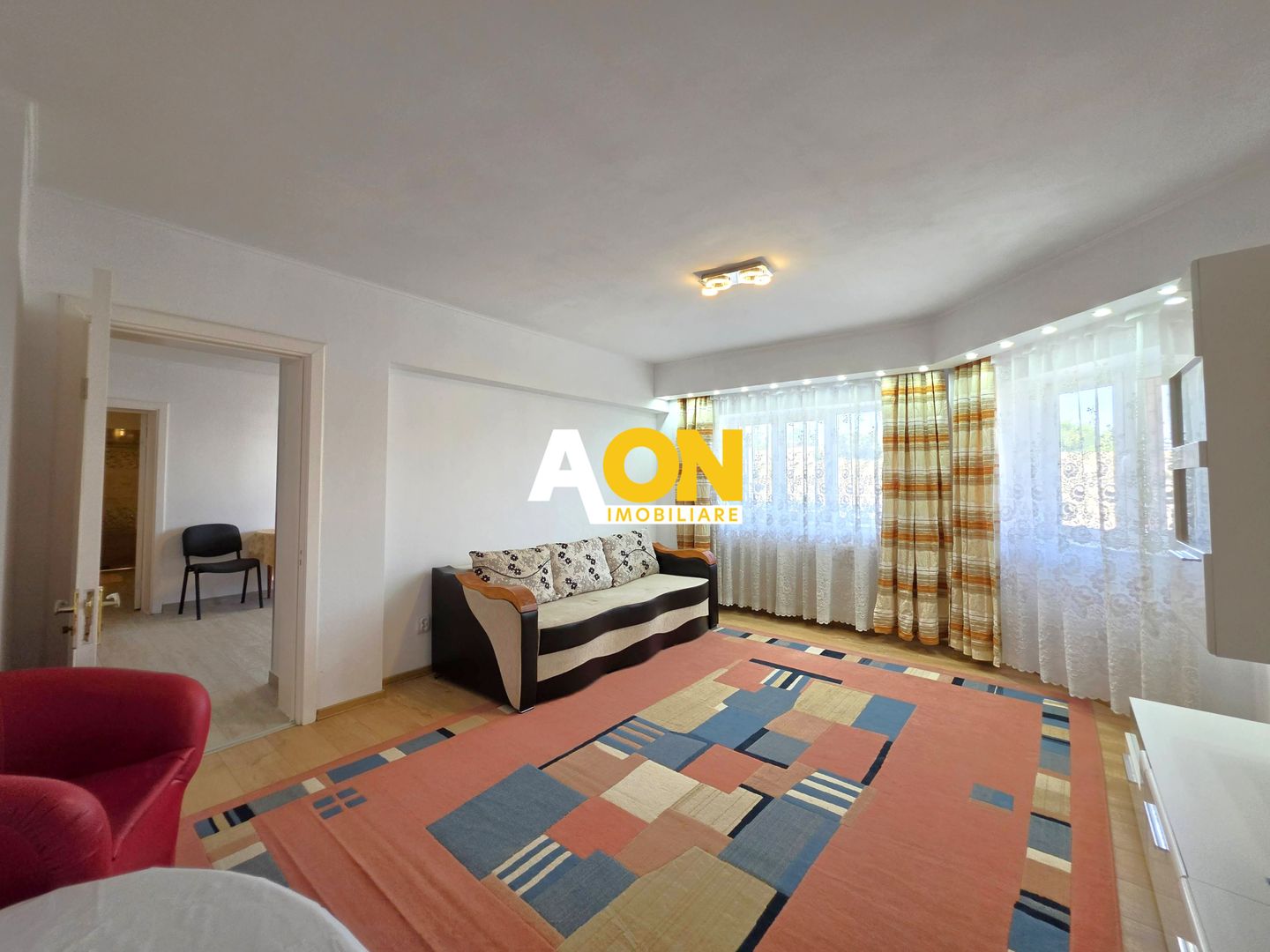 Apartament 2 camere, 60 mp utili, etaj 3, zona ultracentrala - Poză 2