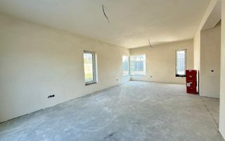 Vila Spațioasă 500mp în Chinteni ideală pentru Familie sau Investiție! - Poză 4