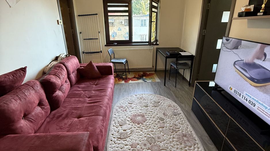 Ap 2 camere renovat - mobilat și utilat complet - Poză 1