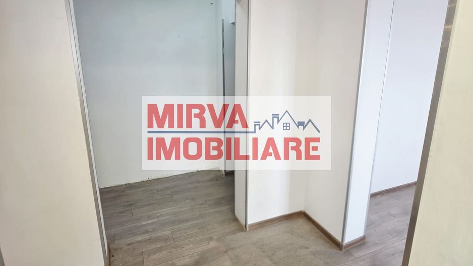 Apartament 3 camere, 2 băi cu geam, balcon generos – Republicii - Poză 21