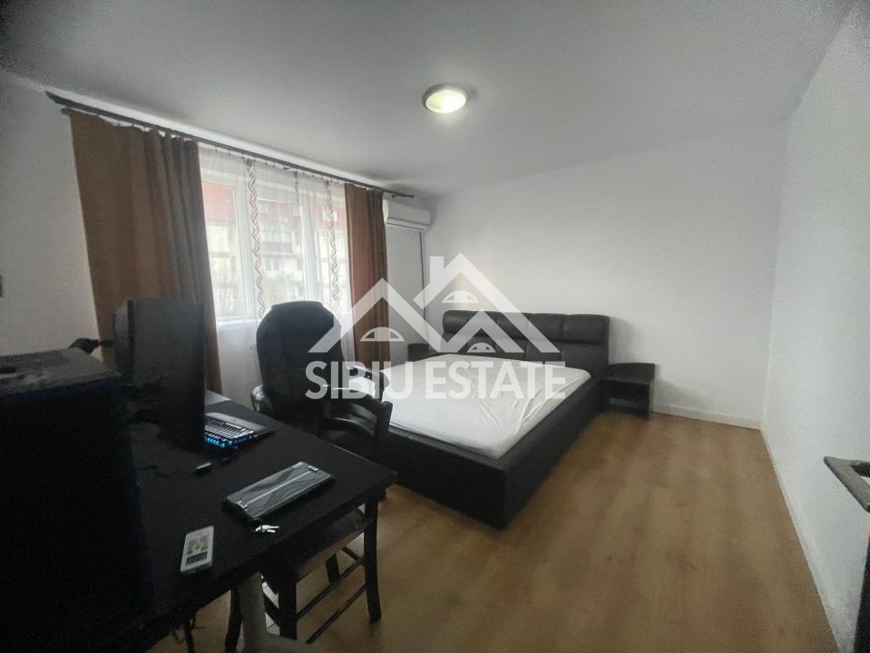 Apartament de vanzare cu 3 camere spatios s.u. 81.3mp-Super pret - Poză 5