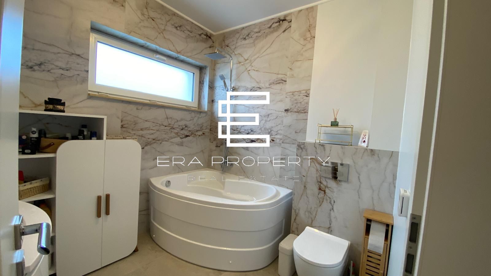 Casa tip duplex | 4 camere | 3 bai | mobilata | zona Brana -Selimbar - Poză 18