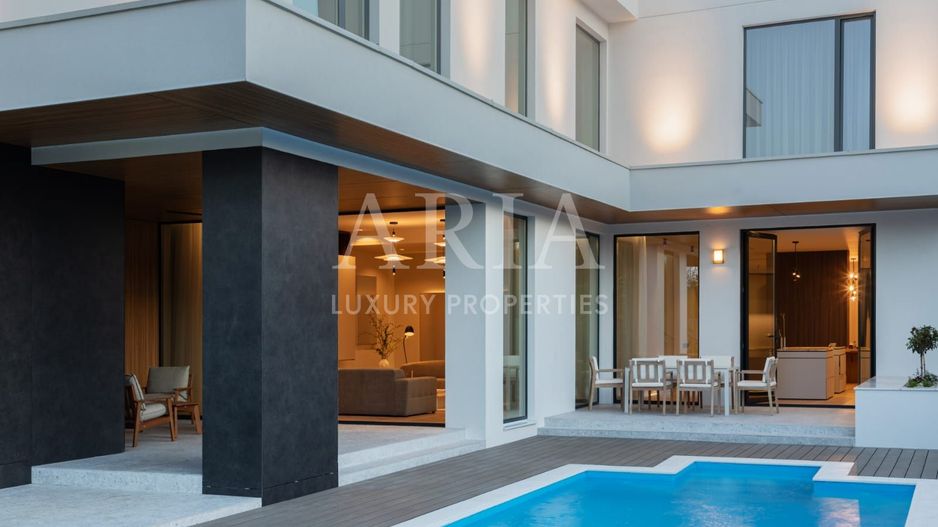 REZIDENȚĂ CONTEMPORANĂ CU DESIGN ICONIC | POZE REALE | - Poză 3