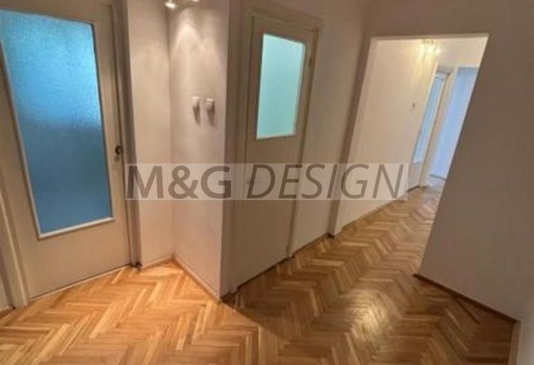Apartament 3 camere etaj 1 cu Garaj - Poză 5