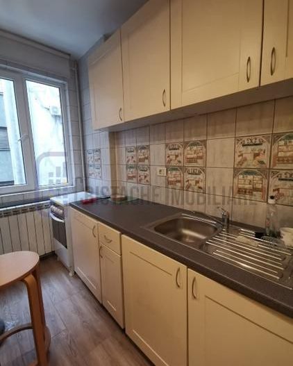 Ion Brezoianu, apartament 2 camere, etaj intermediar - Poză 4