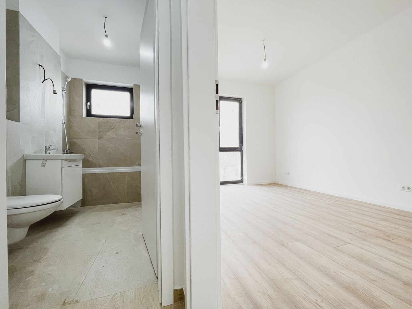 Excelent compartimentat | 3 camere, 2 bai, 84 mp | Spatios&Luminos - Poză 17