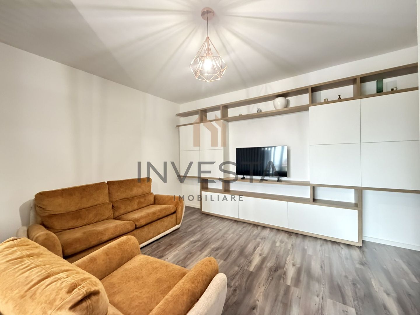 Apartament cu 2 camere si 2 balcoane + parcare subterana - Europa - Poză 2