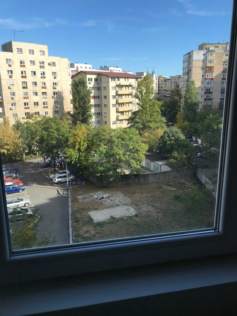 particular  vand garsoniera zona tineretului sector 4 - Poză 3